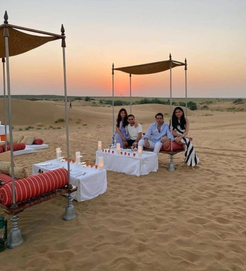 Golden Sandstone Hotel Desert Safari Campジャイサルメール エクステリア 写真