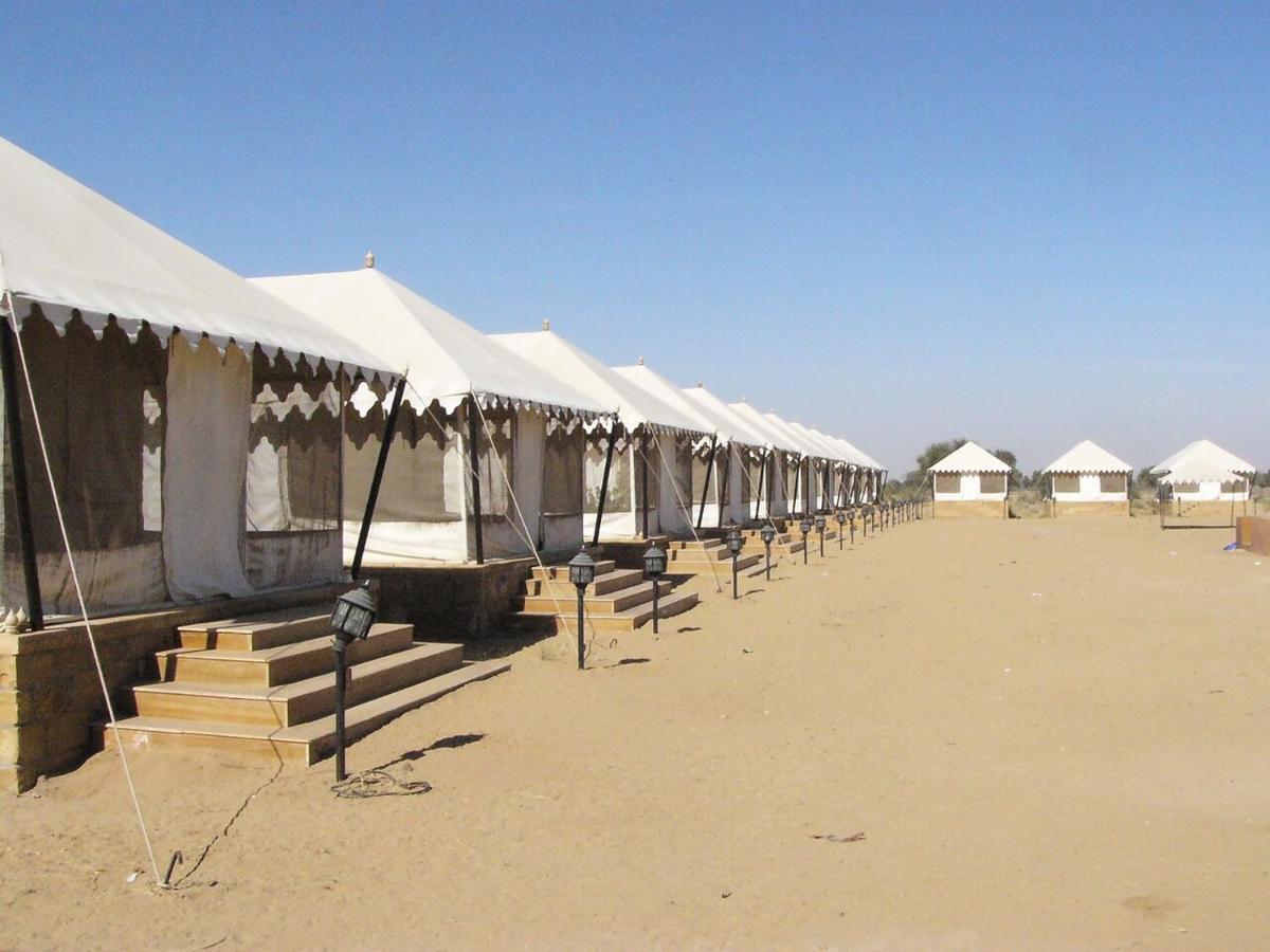 Golden Sandstone Hotel Desert Safari Campジャイサルメール エクステリア 写真