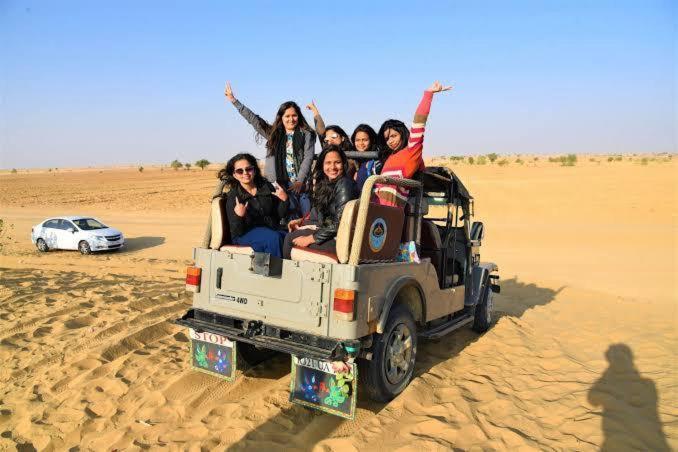 Golden Sandstone Hotel Desert Safari Campジャイサルメール エクステリア 写真